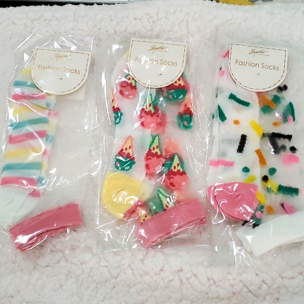 3 pair  Fashion Womens variety socks